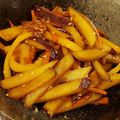 ゅん✳︎'s cooksnap of when they made さつまいもとパプリカのきんぴら.