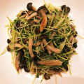 acchiあちこ's cooksnap of when they made こんがりしめじと豆苗の炒めナムル.