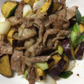 クック2H9MD0☆'s cooksnap of when they made さつまいもと豚肉の味噌炒め.
