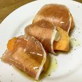 chou*'s cooksnap of when they made ♡柿とクリームチーズの生ハム巻き♪.