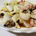 himenn's cooksnap of when they made 白菜としめじのレンチン蒸し.