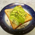 龍青空ママ's cooksnap of when they made シンプルなアボカドとごま塩のトースト.