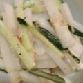 ひぃちゃんひー's cooksnap of when they made シャキシャキ大根ツナサラダ.
