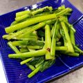 ターぽん's cooksnap of when they made ★簡単で美味い！かぶの葉のにんにく炒め★.