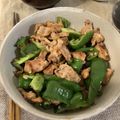 caruga's cooksnap of when they made すぐ完成！カリカリ豚バラピーマン炒め.