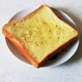 nana_tenjo's cooksnap of when they made バター無しガーリックトースト.