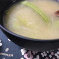 Faiza's cooksnap of when they made ✿きぬさやと新たまねぎの✿お味噌汁✿.