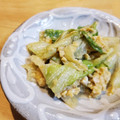 YURIxoxo39's cooksnap of when they made 超簡単！レタスの卵とじ.