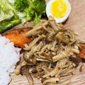 クックMN5A5B☆'s cooksnap of when they made 簡単♪鮭のムニエル～きのこソテーのせ～.