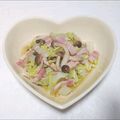 うまうま・らぶ's cooksnap of when they made 白菜としめじのレンチン蒸し.