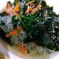 ユーロン's cooksnap of when they made わかめと白滝のローカロリーdietスープ.