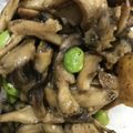 ma___111's cooksnap of when they made きのこのバジルカレー炒め.