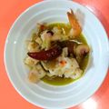 春ママ♪'s cooksnap of when they made 簡単♪海老とタコときのこのアヒージョ.