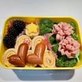 あんママ's cooksnap of when they made クリスマス☆ポインセチア風ハム☆キャラ弁.