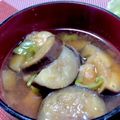土屋はちまき's cooksnap of when they made 夏に美味しい♪なすとピーマンの味噌汁.