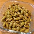harupis's cooksnap of when they made 茹でた青大豆を炒めてつまみに♪.