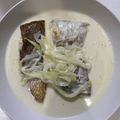 たぬぴん's cooksnap of when they made 鯛のポワレ、ネギクリームソース.