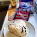 かっちゃん杉's cooksnap of when they made おむすび山たらことごま油のおにぎり.