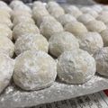 ぬぐみ's cooksnap of when they made 口溶けスノーボール.