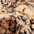 あさ♪1123's cooksnap of when they made ひじき煮リメイク！簡単炊き込みご飯☆.