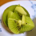 taruママ's cooksnap of when they made 調理師が教えるキウイの飾り切り.