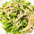 小米3HRW7☆'s cooksnap of when they made えのきだけとキャベツのレンジ蒸し.
