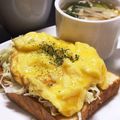 ☆GSSQHY☆'s cooksnap of when they made キャベたまトースト.