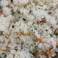 ゆいまーるん's cooksnap of when they made 簡単♪風味しっかりガーリックバターライス.