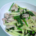 こひよこ's cooksnap of when they made じゃが豚ほうれん草炒め☆.