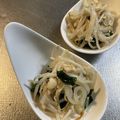 meekoっち's cooksnap of when they made レンチンもやし♡えのきワカメ入りナムル.