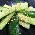 mogumokura's cooksnap of when they made 夏に美味しい☆キュウリのゴマ油浅漬け☆.