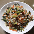 ビキナーもんちゃん's cooksnap of when they made 節約料理！大根の葉と人参のツナ和え.