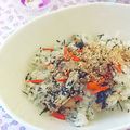 hikarin♪'s cooksnap of when they made ひじきの煮物で♪ひじきの混ぜ寿司.