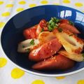 すんずく娘's cooksnap of when they made 甘じょっぱいウインナーと笹かま炒め.