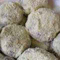miyam315's cooksnap of when they made 黒豆の煮汁で✿黒豆大福もち♫.