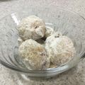 昇父さん's cooksnap of when they made サクほろ♡胡桃とレーズンのスノーボール.