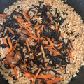 クックXNDD8Q☆'s cooksnap of when they made 発芽玄米とひじきの炊き込みご飯.