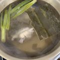こるく７４'s cooksnap of when they made お雑煮にもオススメ☆鶏ガラスープの取り方.