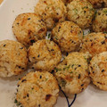 kamemii's cooksnap of when they made 簡単☆たこ焼き器で作るミニ焼きおにぎり.