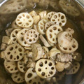 クック6YDVMR☆'s cooksnap of when they made 簡単美味しい　れんこんと鶏肉の煮物.