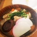 ゆきすずにゃん's cooksnap of when they made ぶり・鶏肉入り☆お雑煮☆福岡実家の味.