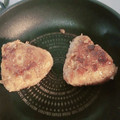 レインボーライス's cooksnap of when they made 炊き込みご飯 リメイク 焼きおにぎり.