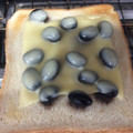 フランクフルトJr's cooksnap of when they made おせちの残りの黒豆で☆黒豆チーズトースト.