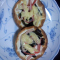 トモタンさん's cooksnap of when they made 餃子の皮で簡単カニカマ和風ピザ☆.
