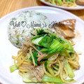 YUH♡ママ's cooksnap of when they made 青梗菜とエノキの簡単オイスター焼きそば♡.