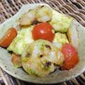料理男子部🍻's cooksnap of when they made えび＆アボカド＆トマトのガーリック炒め.