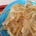 ゆ☆ゆ☆'s cooksnap of when they made 玉ねぎとえのきのバター醤油炒め.