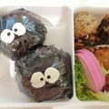 keroro's cooksnap of when they made キャラ弁☆まっくろくろすけおにぎり弁当.