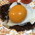 わたるんママ's cooksnap of when they made 僕が大好きな目玉焼きハンバーグ.