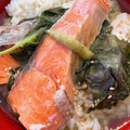 コロコロ乞食☆。's cooksnap of when they made 夜食にも！１分で「くら寿司風｣鮭茶漬け.